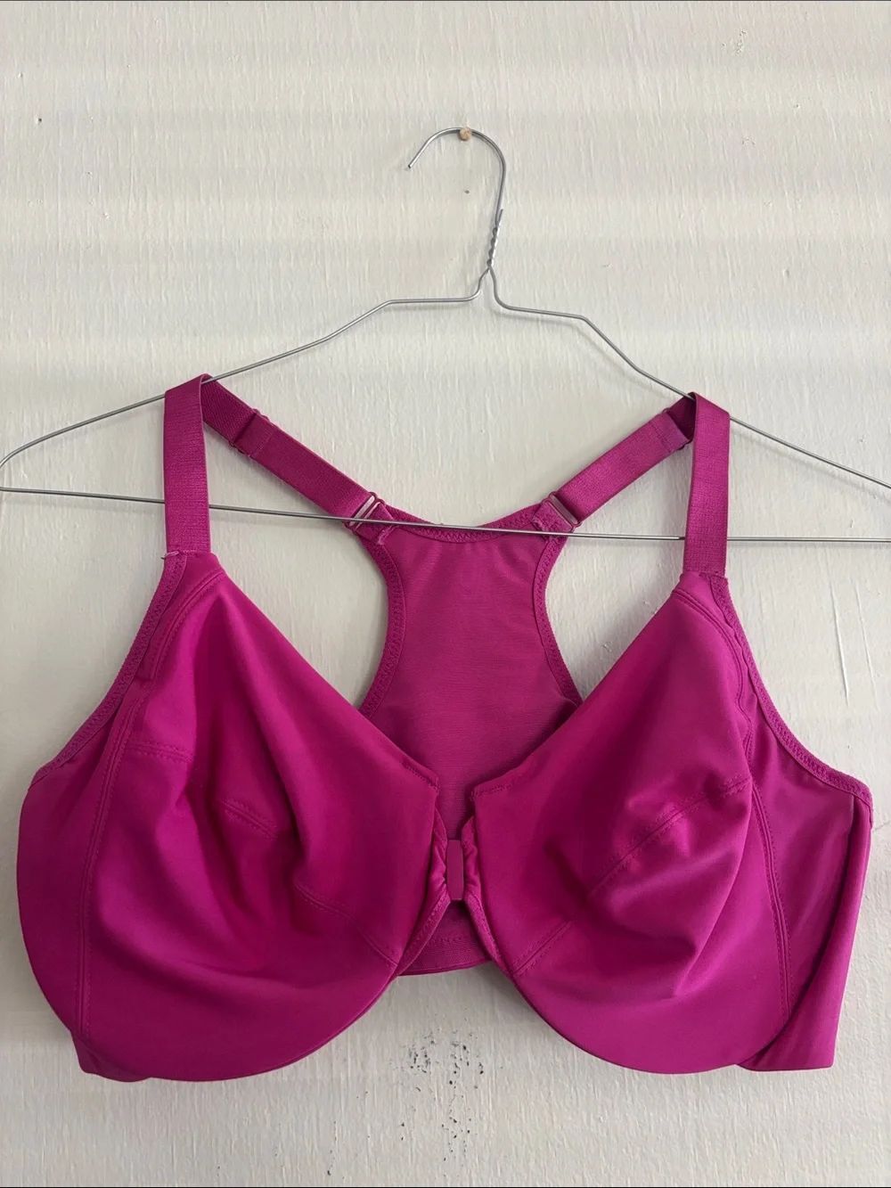 Glamorise Front Closure Racerback Underwire Bra in Fuchsia 38D
